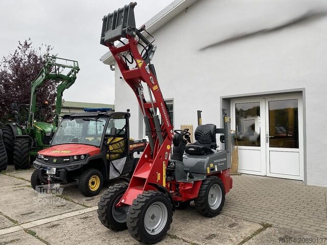 Trator de pátio Weidemann 1140