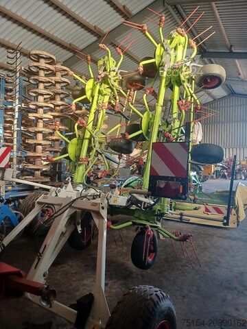 Tehnologie de fân CLAAS VOLTO 1100 T