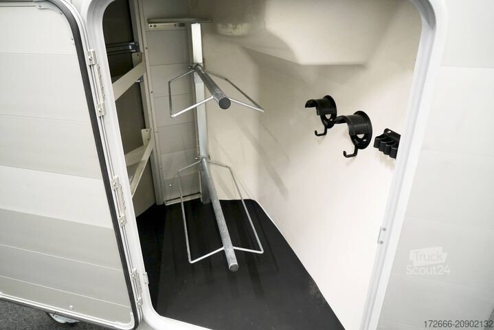 Remorque de transport de chevaux Ifor Williams HBX 506 | SILBER+SATTELKAMMER +POLSTER + 3.BREMSLEUCHTE