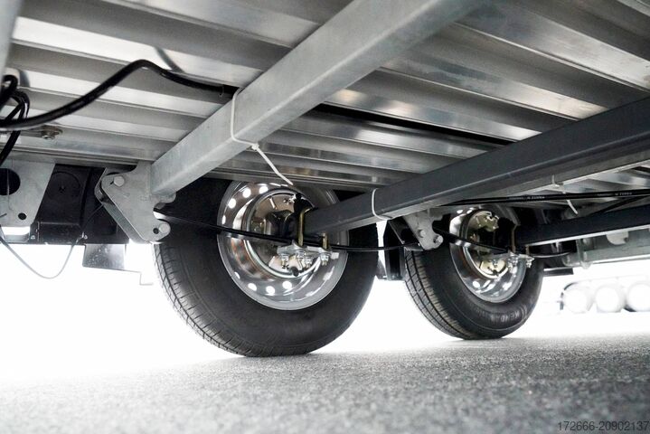 Remorque de transport de chevaux Ifor Williams HBX 506 | SCHWARZ+SATTELKAMMER +POLSTER + 3.BREMSLEUCHTE