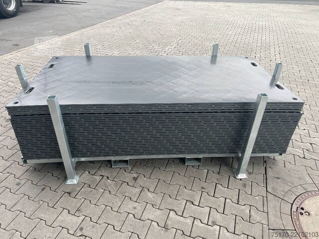 Rijplaten / bouwplaten incl. rek / NIEUW  Fahrbahnplatten  / Fahrplatten inkl. Gestell / NEU