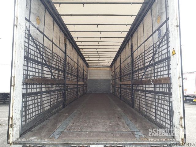 Auflieger mit Pritsche & Plane Schmitz Cargobull Semitrailer Curtainsider Standard