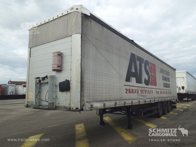 Auflieger mit Pritsche & Plane Schmitz Cargobull Semitrailer Curtainsider Standard