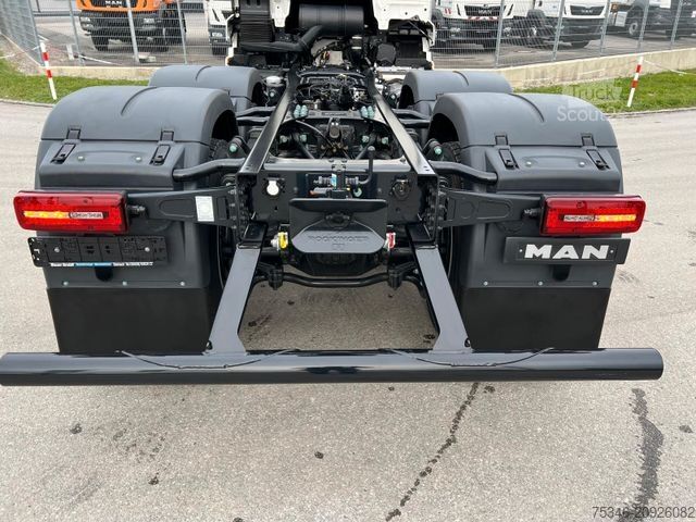 Τυπική μονάδα τράκτορα MAN TGS 33.510 BB 6x4 FG/RS 3,30m/59 to./NA/AHK/Neu