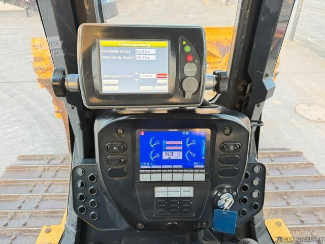 Rolo compactador KOMATSU D61 PXI GPS 3 D Klappschild Ripper