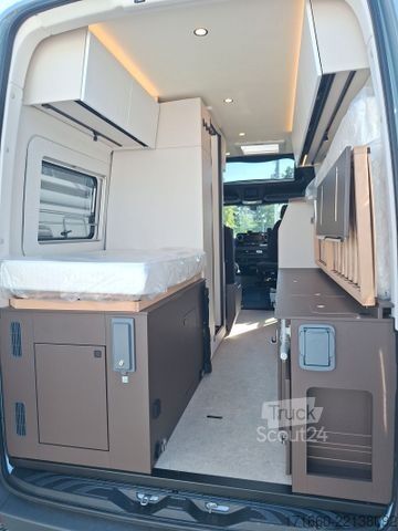 Camper van BÜRSTNER Habiton X HMX 6.0 4x4, Schlafdach, LED, CLESANA