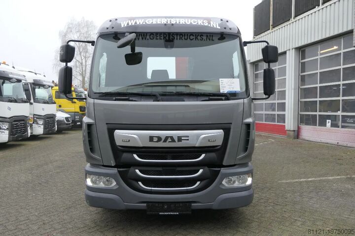 Kipper met kraan DAF LF 230 | PALFINGER PK9001 | Remote Control | 92...