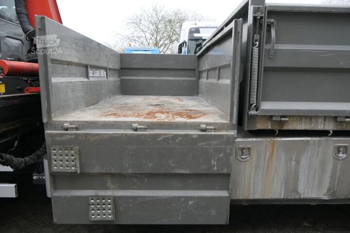 Kipper met kraan DAF LF 230 | PALFINGER PK9001 | Remote Control | 92...