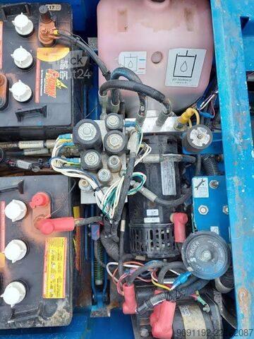 Plataforma elevadora SkyJack SJ12