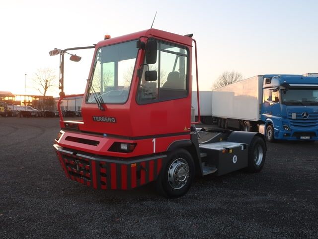 Standart çekici ünitesi Terberg Terberg YT 222 4x2 Rangiermaschine