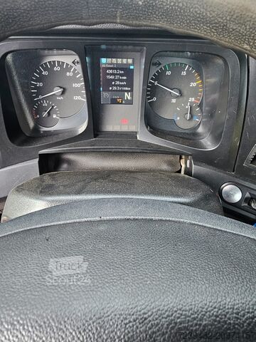 Abrollkipper Mercedes-Benz Lkw