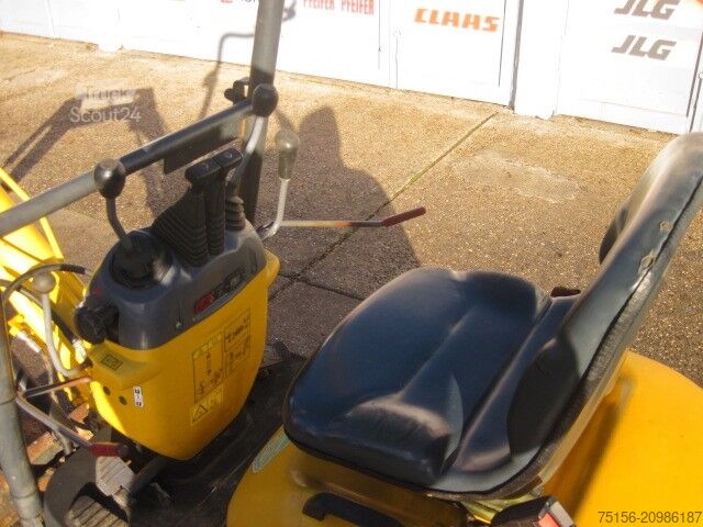 Micrograafmachine Komatsu PC09
