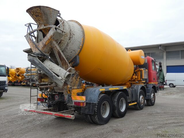 Betonmixer vrachtwagen Astra HD8 8448