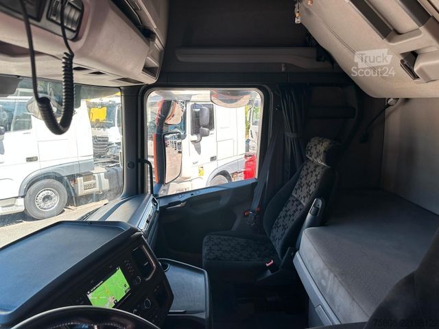 Стандартный седельный тягач SCANIA S500 Retarder Tank 1000L ACC Standklima