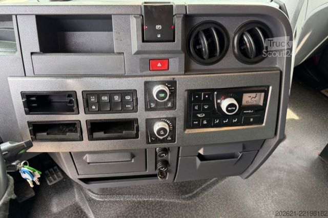 Standard trekkvogn RENAULT T480 4x2