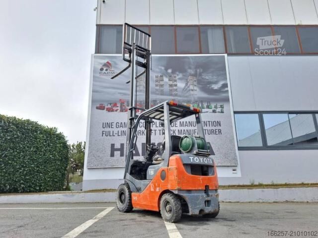 Chariot élévateur frontal Toyota 028 FGF 15