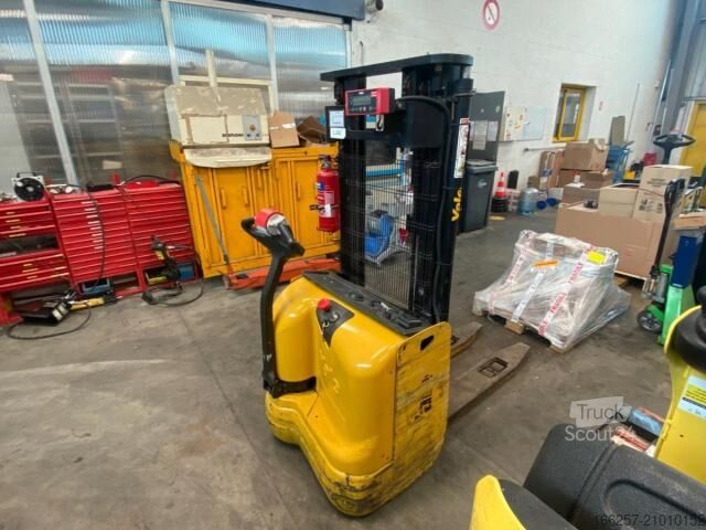 Gerbeur manuel Yale Gerbeur accompagnant avec pesage Ravas