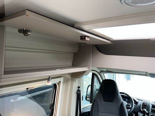 Автодім CARADO pro CV 640 Automatik