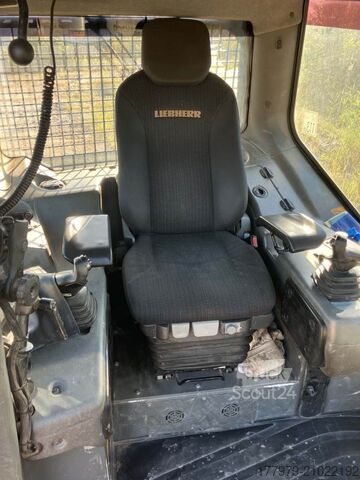  LIEBHERR PR756