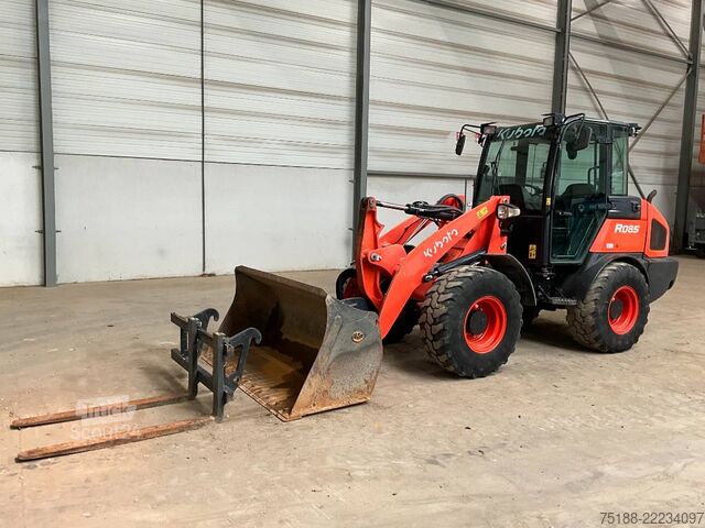  Kubota R 085