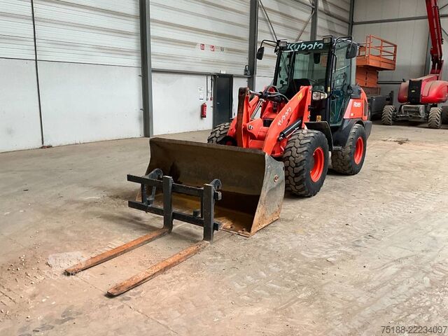  Kubota R 085
