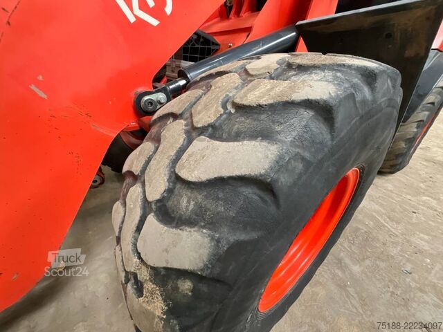  Kubota R 085