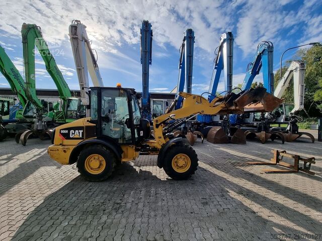 Lader Caterpillar 906H