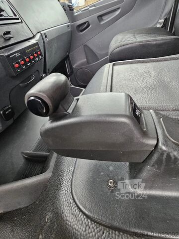 Chassis met cabine Mercedes-Benz Atego 1224 Chassis cabine PTO(2)