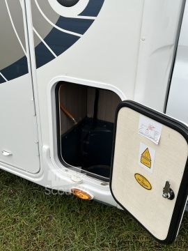 Alkovhusbil Chausson Alkoven C714GA 4,1 to Luftf. Klima