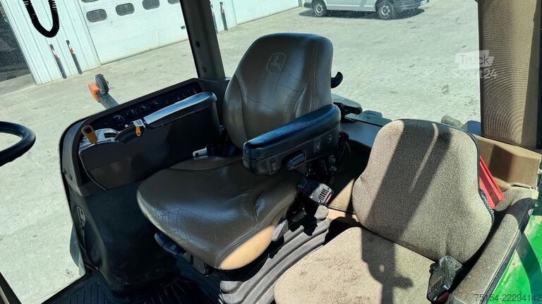 Traktori John Deere 8430