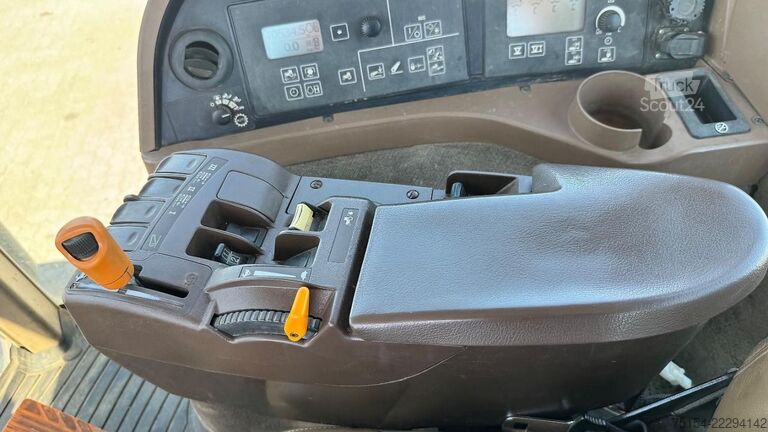 Traktori John Deere 8430