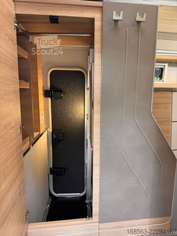Autorulotă semi-integrată KNAUS TOURER CUVISION 500 LT Aufstelldach-LP106.766 ¤!