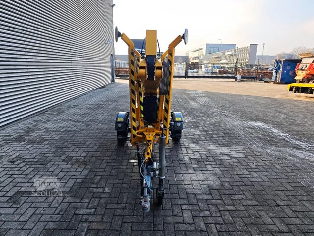 Dvižna ploščad Denkalift JR 12