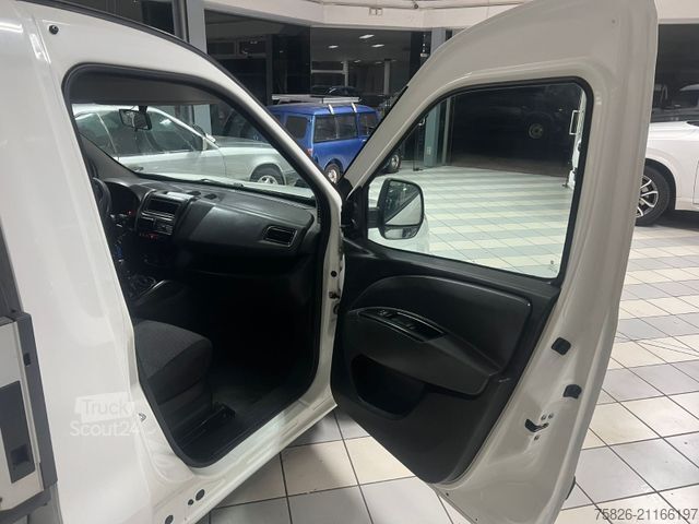 Pick-up varevogn FIAT Doblò Work Up Pritsche 1.6*AHK*Tüv 2027/7**