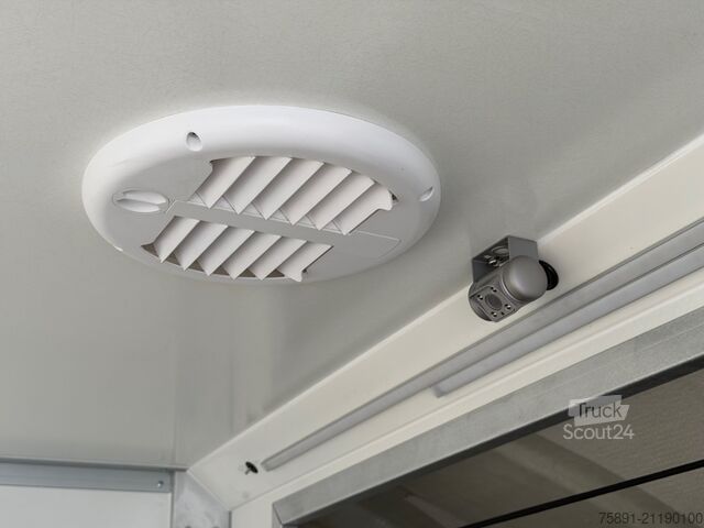 Trasportatore di bestiame Renault Pferdetransporter B-Führerschein 2280KG