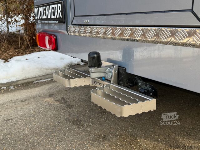 Trasportatore di bestiame Renault Pferdetransporter B-Führerschein 2280KG