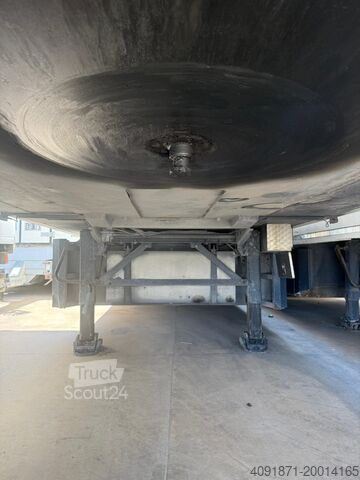 Hladilna polprikolica Lamberet LVF