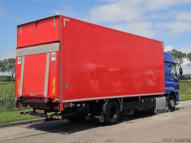 Bőrönd DAF CF 400 TAILLIFT