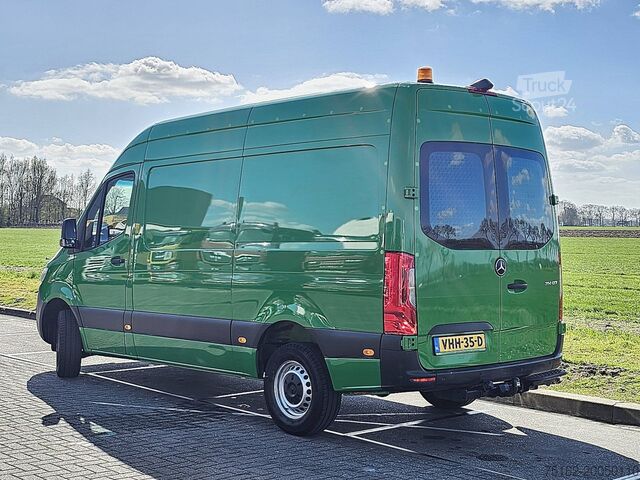 Комби с висок покрив MERCEDES-BENZ SPRINTER 314 L2H2 RWD Mbux Euro6!
