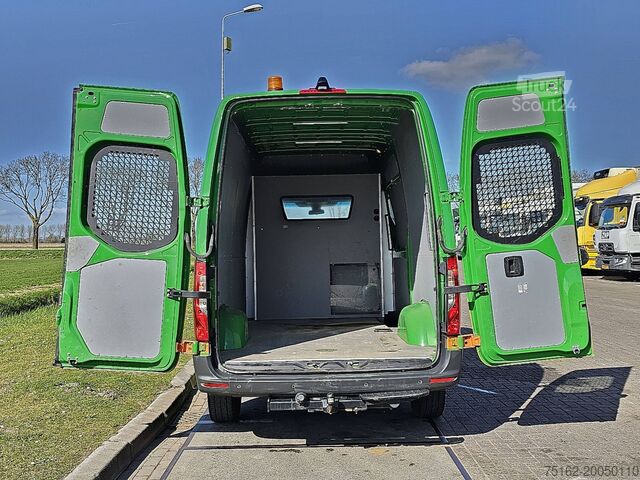 Комби с висок покрив MERCEDES-BENZ SPRINTER 314 L2H2 RWD Mbux Euro6!