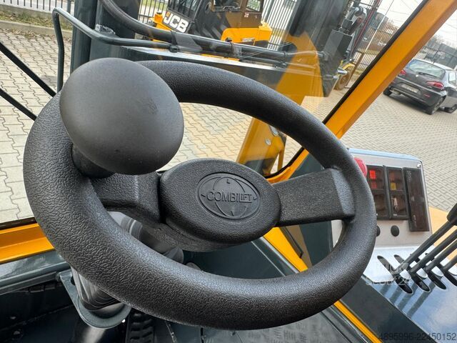 четирипосочен мотокар Combilift CB3000/LPG /2016 year/ Perfect condition