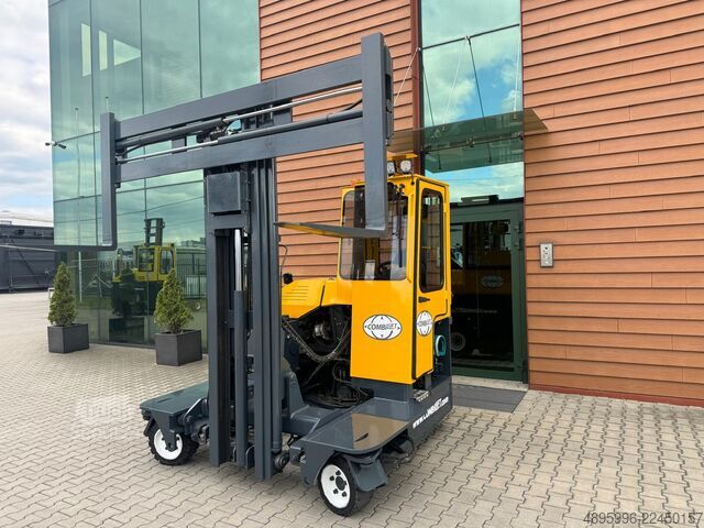 четирипосочен мотокар Combilift C2500 / Compact / Wide positioner