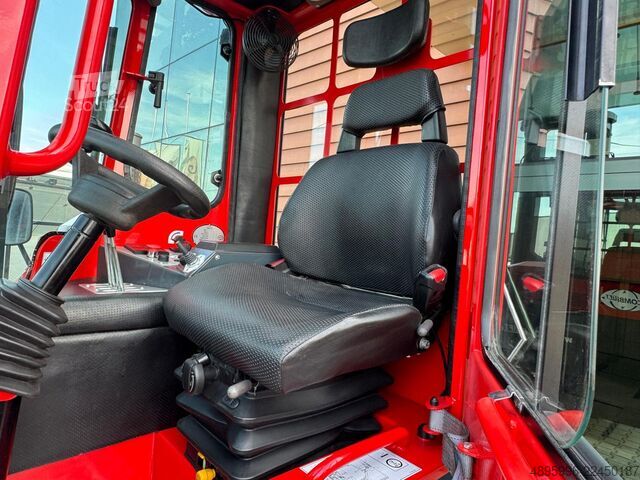четирипосочен мотокар Combilift C4000 / Diesel /Forks 1400 mm/Perfect