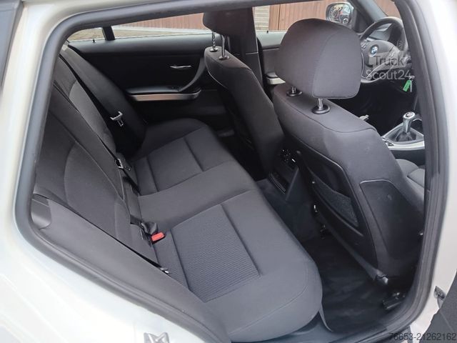 Minibus BMW 320d Touring * Klimaut. * Xenon * Navi