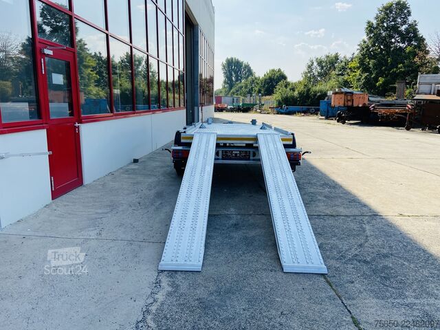 Remolque Möslein TMH 2  14 t Tandem- Absetzmuldenanhänger,geschlossenen BodenNeufahrzeug