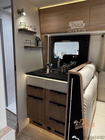 Integriertes Wohnmobil MOOVEO Int 69EB SAT TV Navi RFK 180PS Auto. Hubstützen