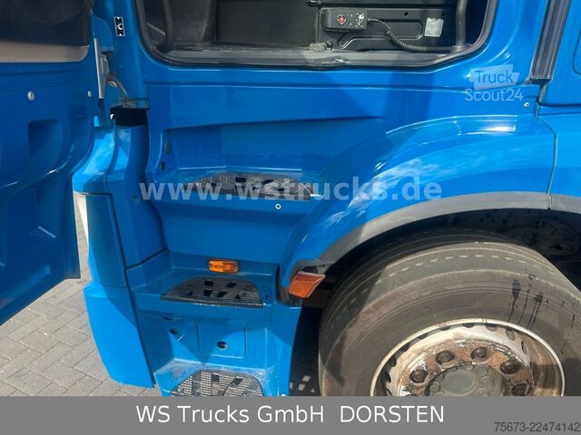 Camião para gado MERCEDES-BENZ Menke 3 Stock Tränke Lüfter