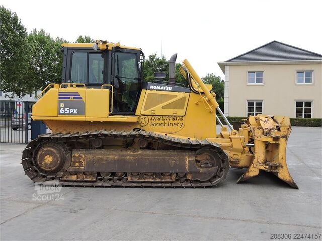 Apisonadora KOMATSU D65 PX ripper available