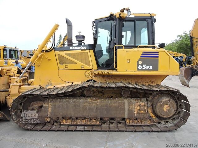 Apisonadora KOMATSU D65 PX ripper available