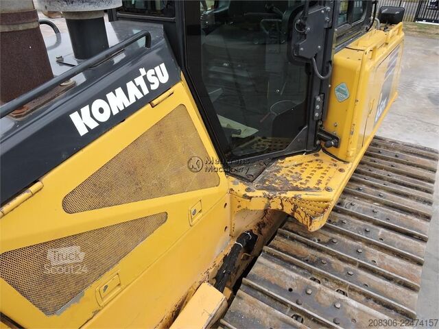 Apisonadora KOMATSU D65 PX ripper available